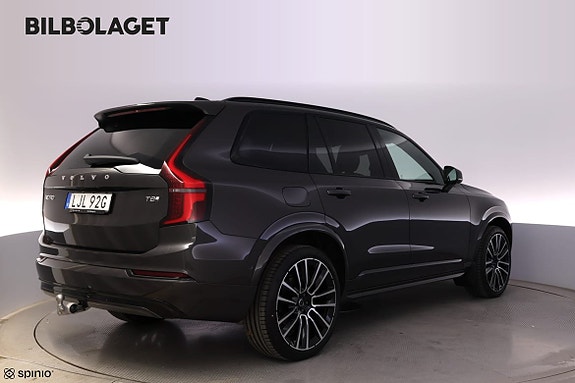 Volvo XC90 3 of 27
