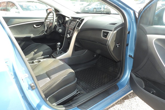 Hyundai i30 6 of 15
