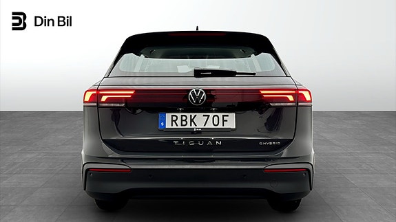 Volkswagen Tiguan 5 of 19