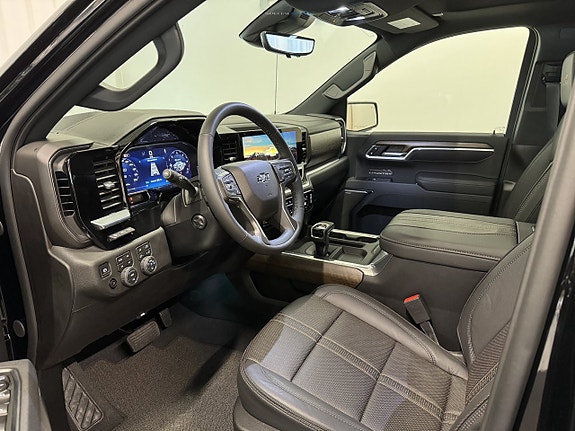 Chevrolet Silverado 1500 4 of 30