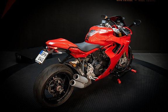 Ducati Supersport 950 S *Öhlins* 3 of 18