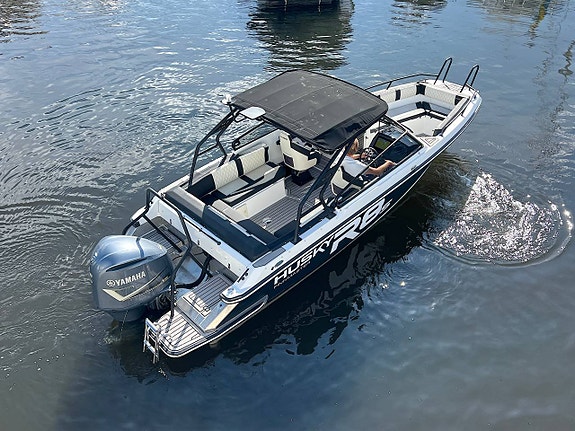 Husky R8 S 2018 Yamaha V8:a 350 HK 4 of 12