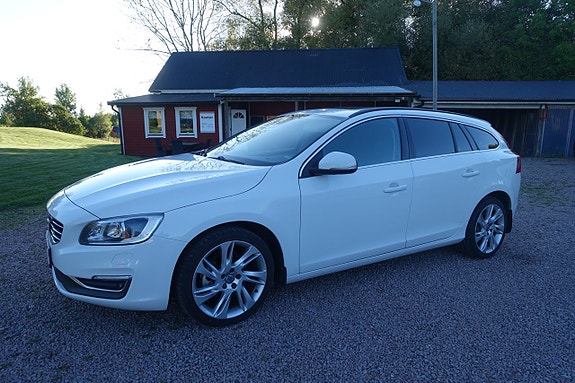 Volvo V60 6 of 30