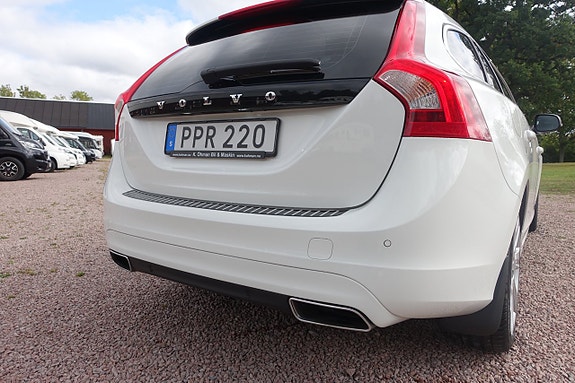 Volvo V60 3 of 30