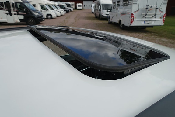 Volvo V60 8 of 30