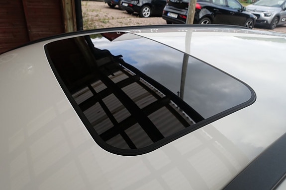 Volvo V60 7 of 30