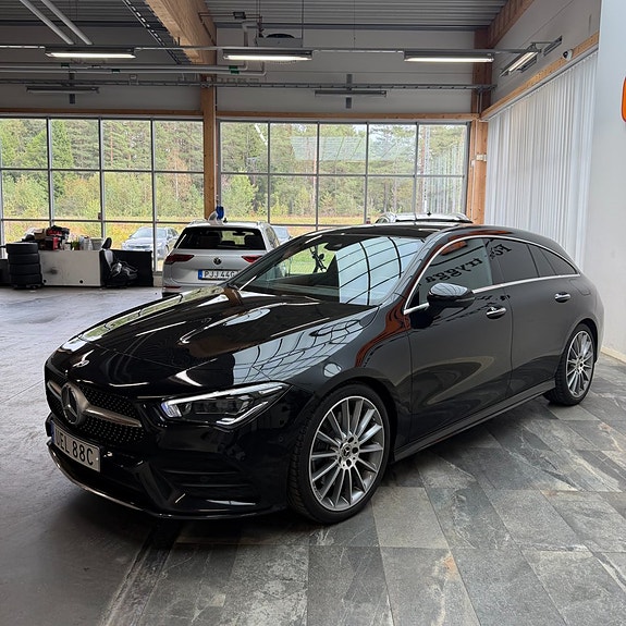 Mercedes-Benz CLA250 5 of 14