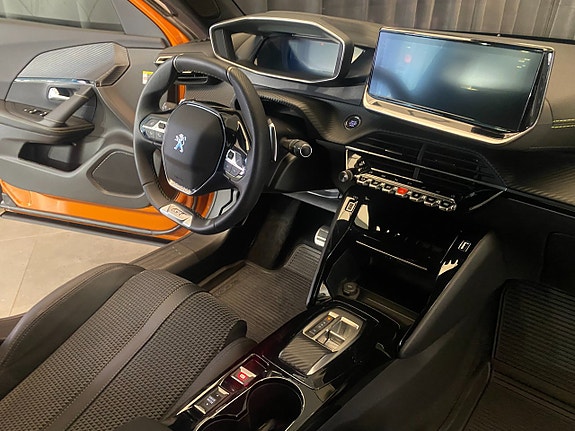 Peugeot 2008 30 of 30