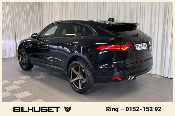 Jaguar F-PACE 5 of 16