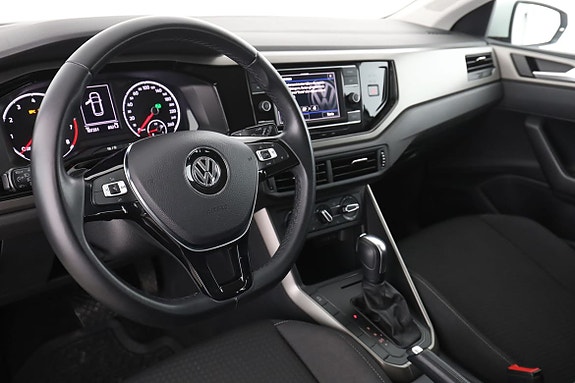Volkswagen Polo 12 of 30