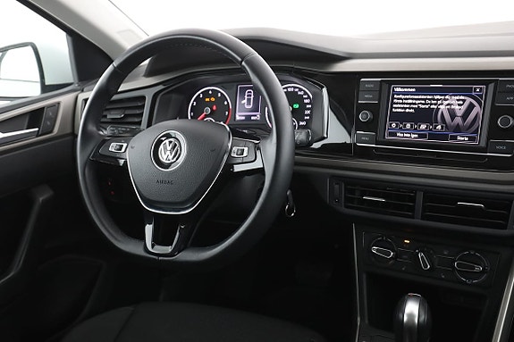 Volkswagen Polo 14 of 30