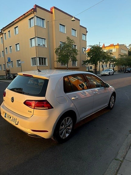Volkswagen Golf VII 5 of 15