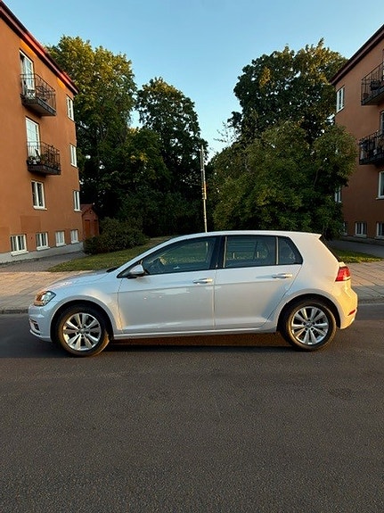 Volkswagen Golf VII 3 of 15