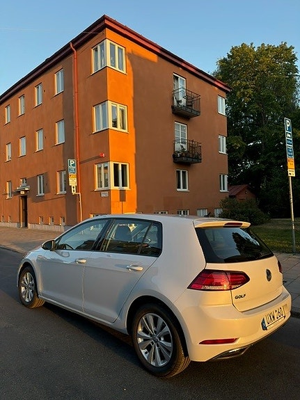 Volkswagen Golf VII 6 of 15