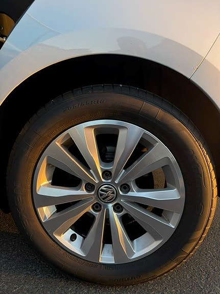 Volkswagen Golf VII 8 of 15