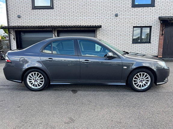 Saab 9-3 12 of 22