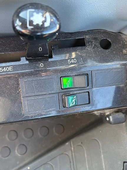 Valtra A 72 9 of 11