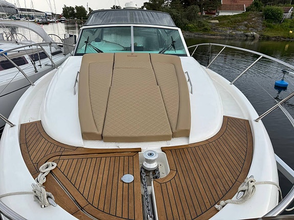 Jeanneau Prestige 34 -05 | 2 x Volvo Penta KAD 300 8 of 8