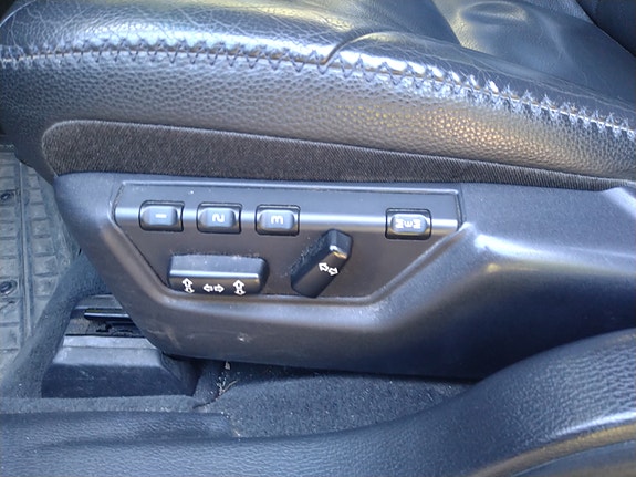 Volvo XC70 5 of 9
