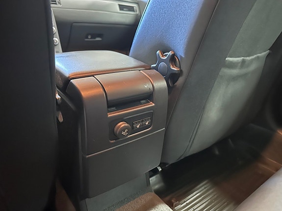 Volvo V70 11 of 20