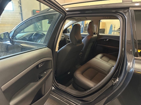 Volvo V70 10 of 20
