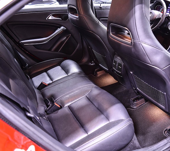 Mercedes-Benz CLA220 d 18 of 18