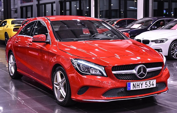 Mercedes-Benz CLA220 d 4 of 18