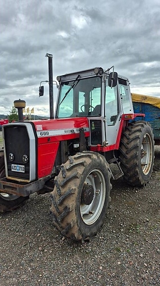 Massey Ferguson 699 2 of 6
