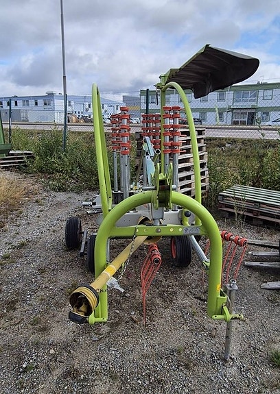CLAAS Liner 370 2 of 4