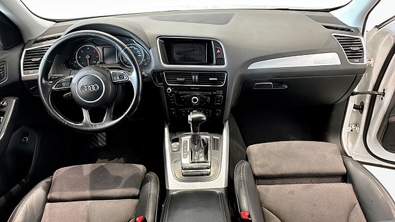 Audi Q5 4 of 9