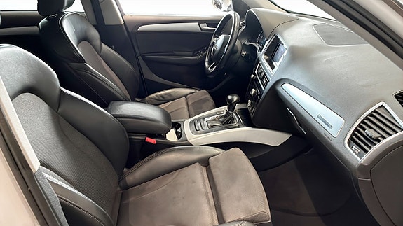 Audi Q5 3 of 9