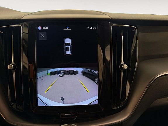 Volvo XC60 18 of 22
