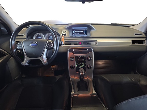 Volvo V70 7 of 15