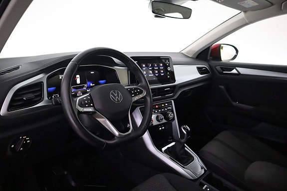 Volkswagen T-Roc 10 of 20