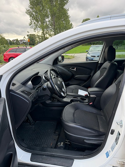 Hyundai ix35 7 of 10