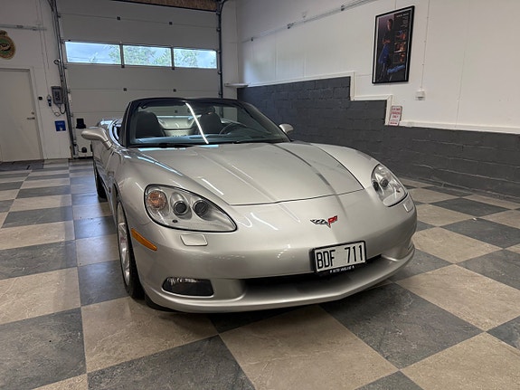 Chevrolet Corvette 4 of 30