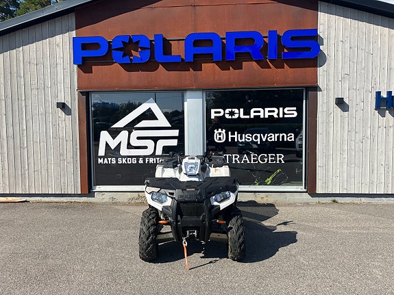 Polaris Sportsman 570 AWD 2 of 4