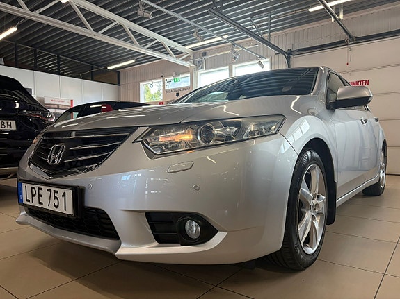 Honda Accord 17 of 17