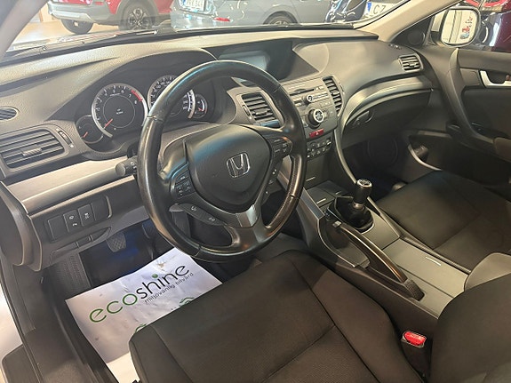 Honda Accord 5 of 17
