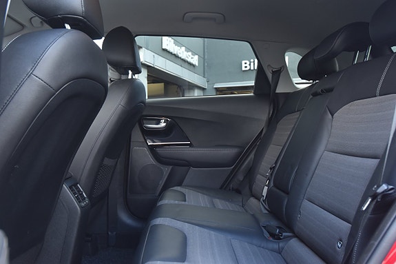 Kia Niro 11 of 27
