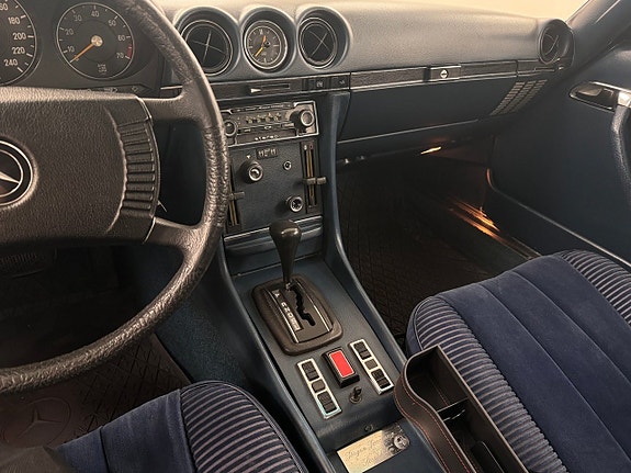 Mercedes-Benz SL350 7 of 16