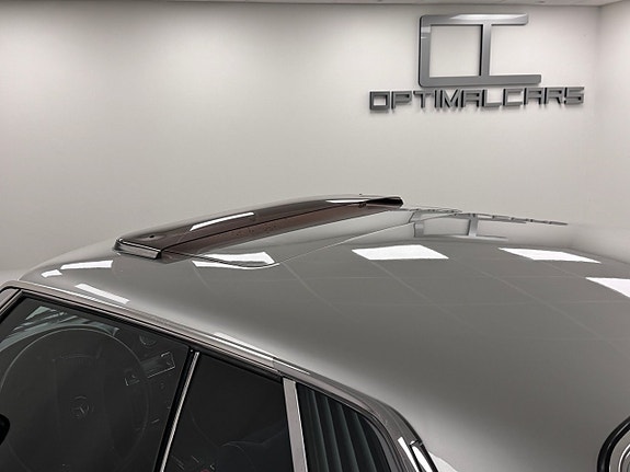 Mercedes-Benz SL350 9 of 16
