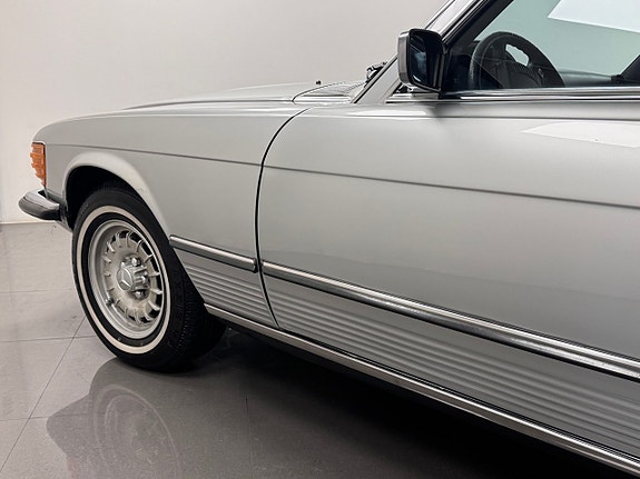 Mercedes-Benz SL350 4 of 16