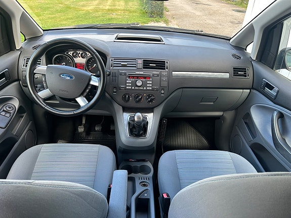 Ford C-Max 4 of 5
