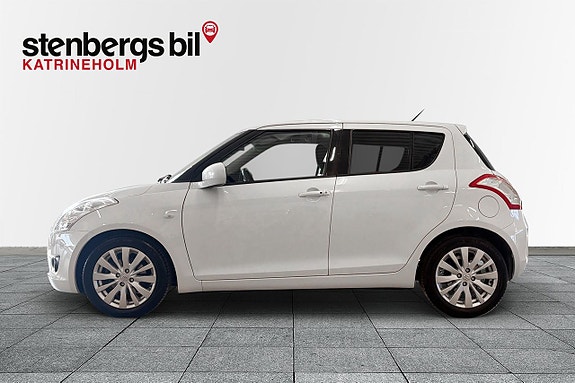 Suzuki Swift 3 of 10