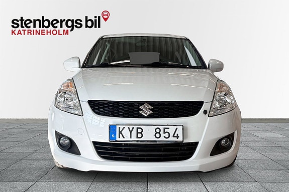 Suzuki Swift 5 of 10