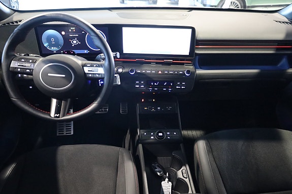 Hyundai Kona 8 of 25