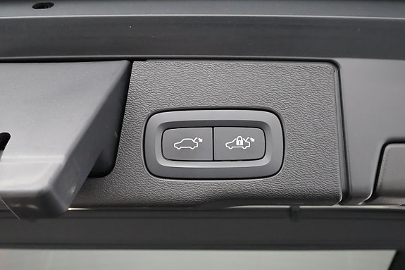 Volvo XC60 28 of 28