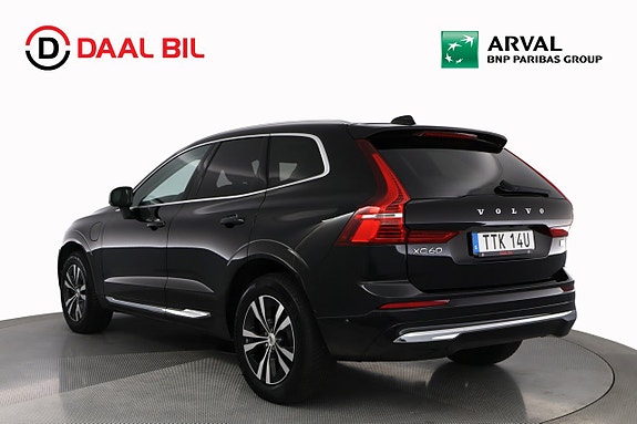 Volvo XC60 8 of 28