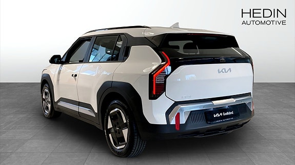 Kia EV3 6 of 16